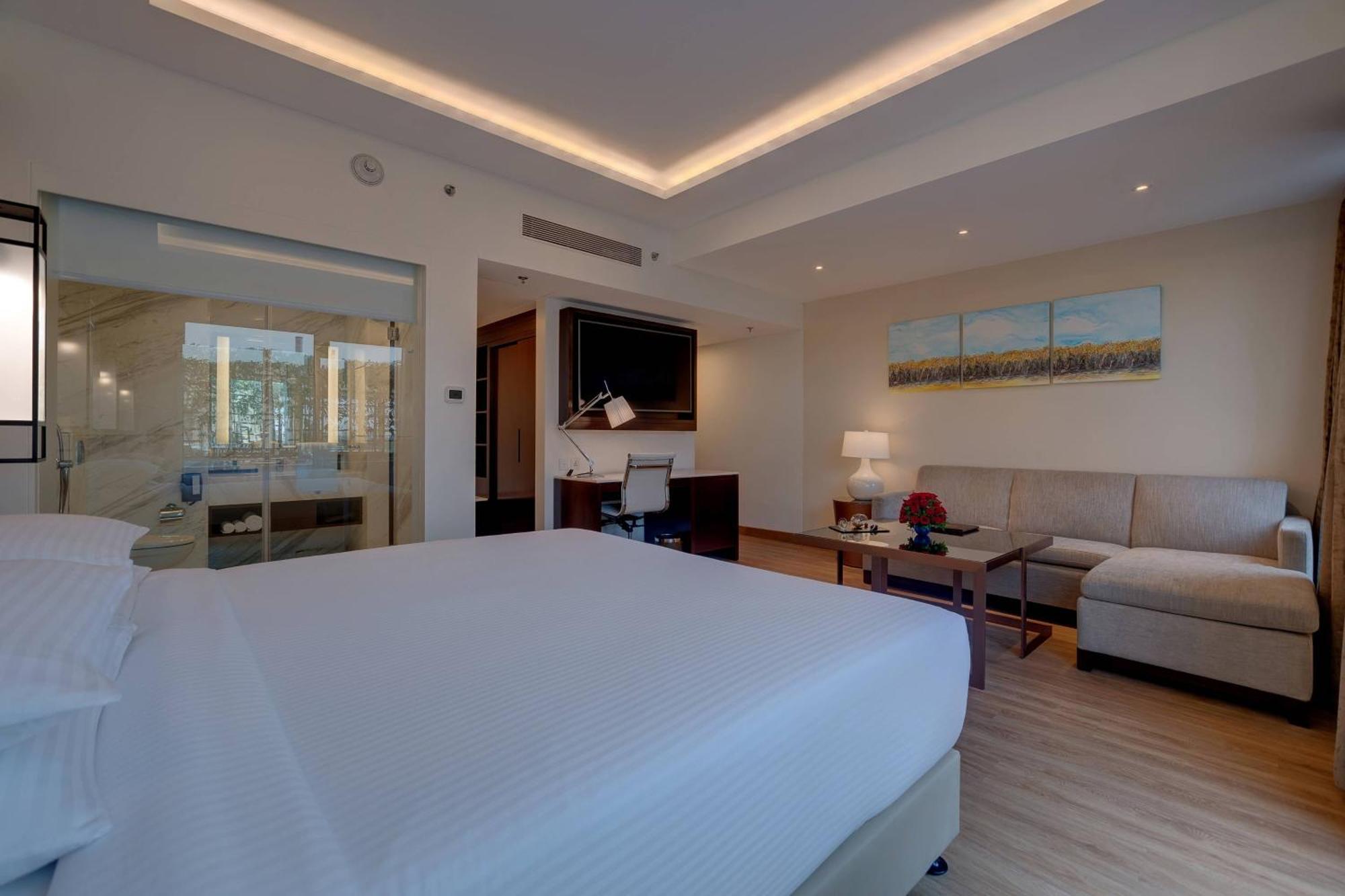 Hotel Courtyard By Marriott Surate Extérieur photo