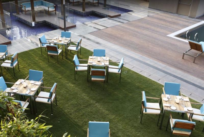 Hotel Courtyard By Marriott Surate Extérieur photo